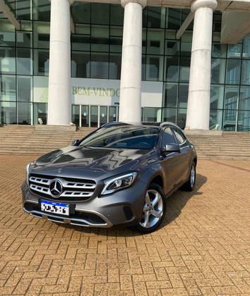 MERCEDES-BENZ GLA 200 1.6 CGI FLEX ADVANCE 7G-DCT